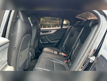 Used Jaguar XE 2019 for sale - 78841333: Photo