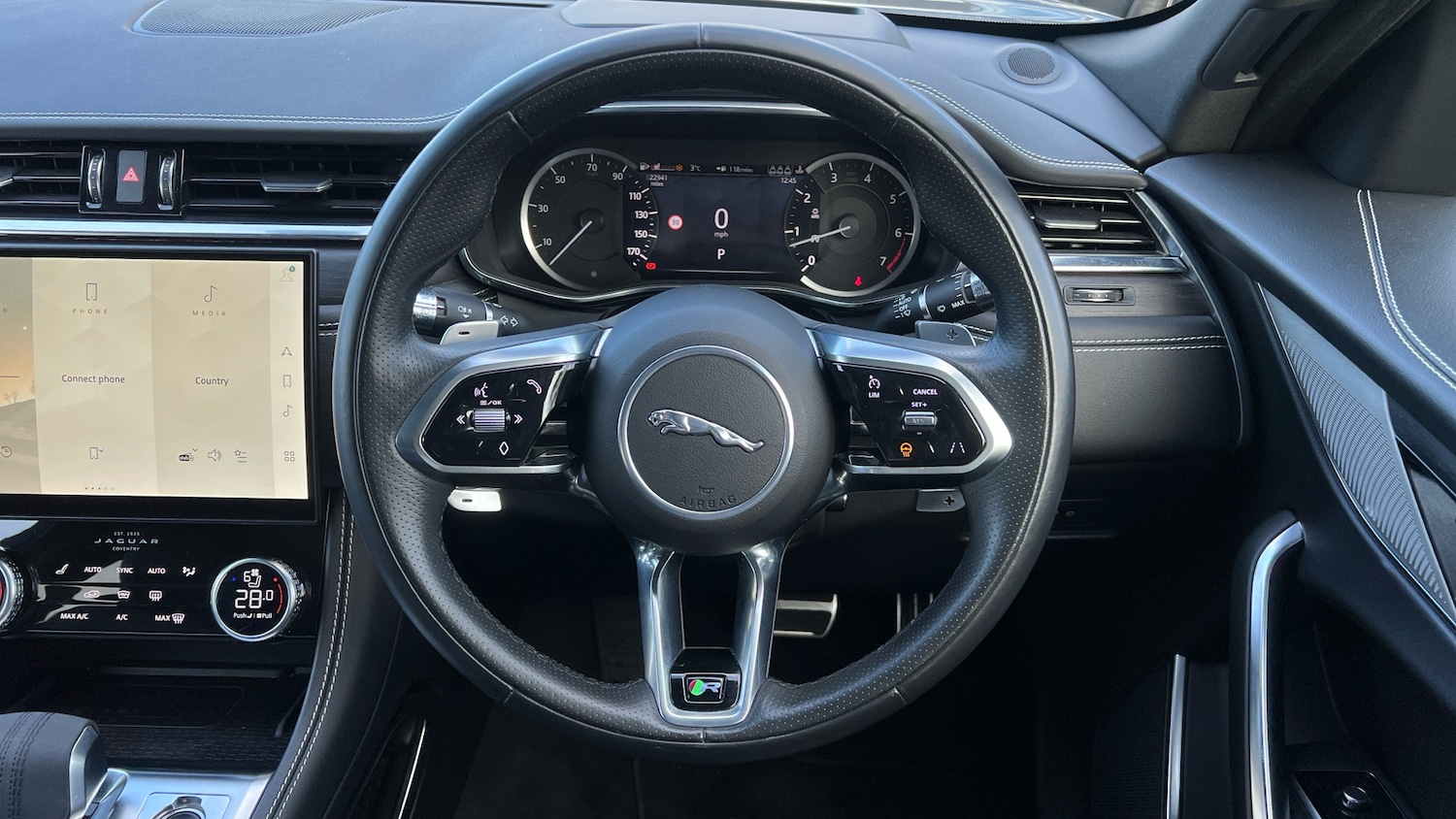 Used Jaguar F-Pace 2022 for sale - 76627624: Photo 15