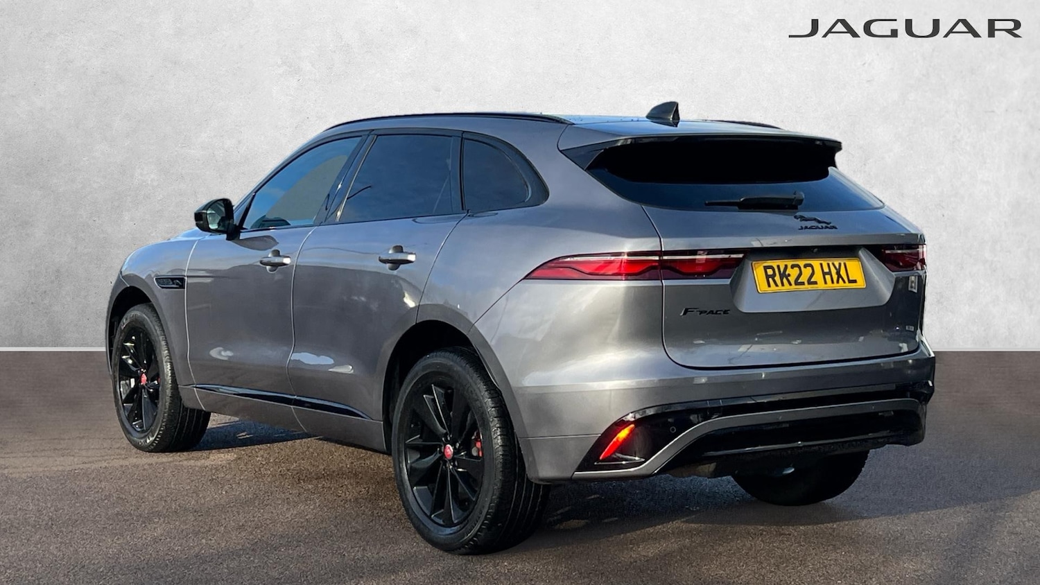 Used Jaguar F-Pace 2022 for sale - 76627624: Photo 2