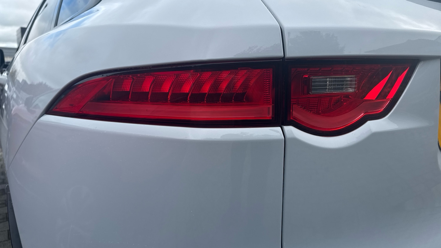 Used Jaguar F-Pace 2020 for sale - 77452919: Photo 19