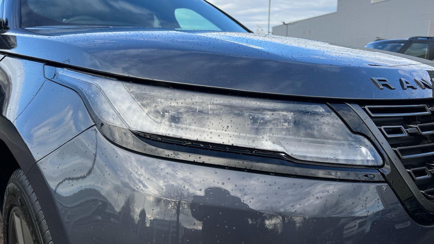 Used Land Rover Range Rover Velar 2023 for sale - 76387061: Photo 17