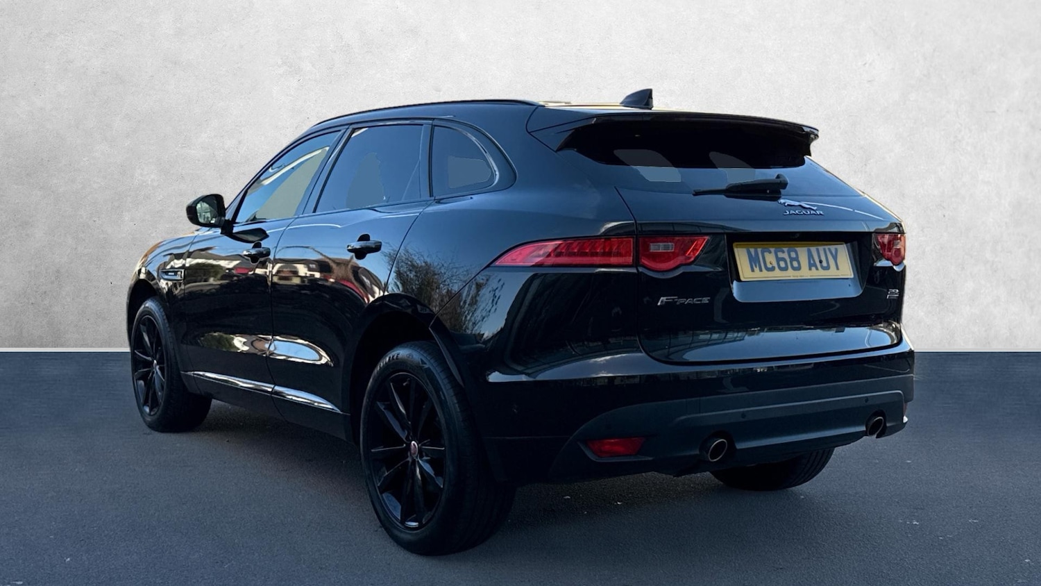 Used Jaguar F-Pace for sale - 76770162: Photo 2