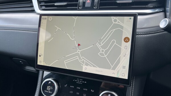 Used Jaguar F-Pace 2023 for sale - 74955820: Photo 11