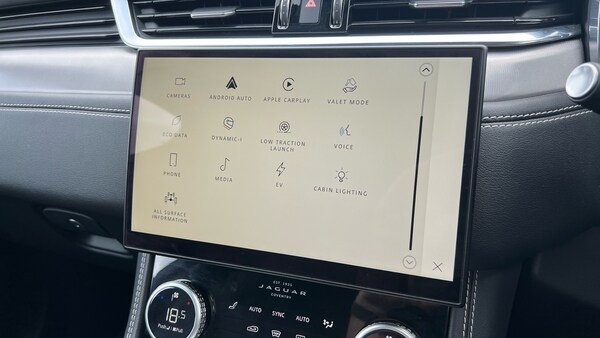 Used Jaguar F-Pace 2023 for sale - 74955820: Photo 25