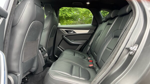 Used Jaguar F-Pace 2023 for sale - 74955820: Photo 4