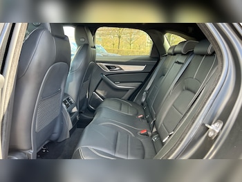 Used Jaguar F-Pace 2022 for sale - 79010678: Photo