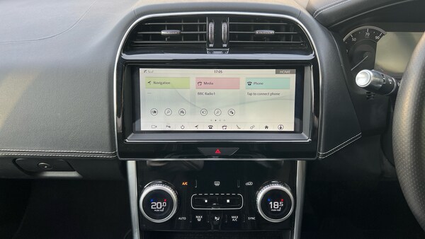 Used Jaguar XE 2019 for sale - 76224907: Photo 14