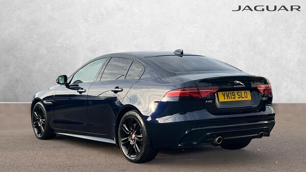 Used Jaguar XE 2019 for sale - 76224907: Photo 2