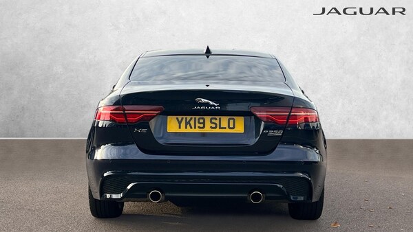 Used Jaguar XE 2019 for sale - 76224907: Photo 6