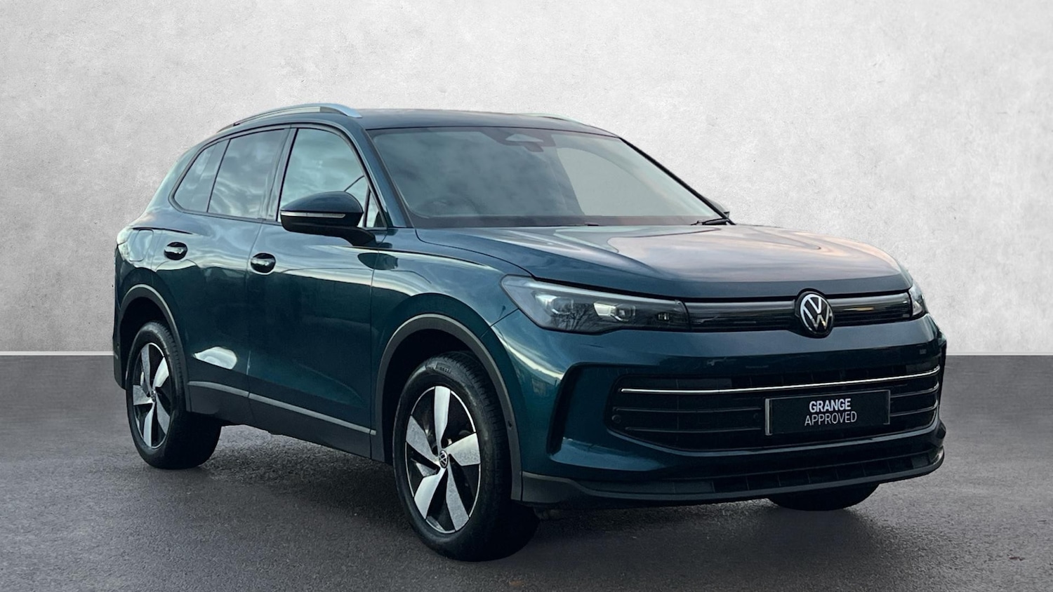 Used Volkswagen Tiguan 2024 for sale - 76570943: Photo 1