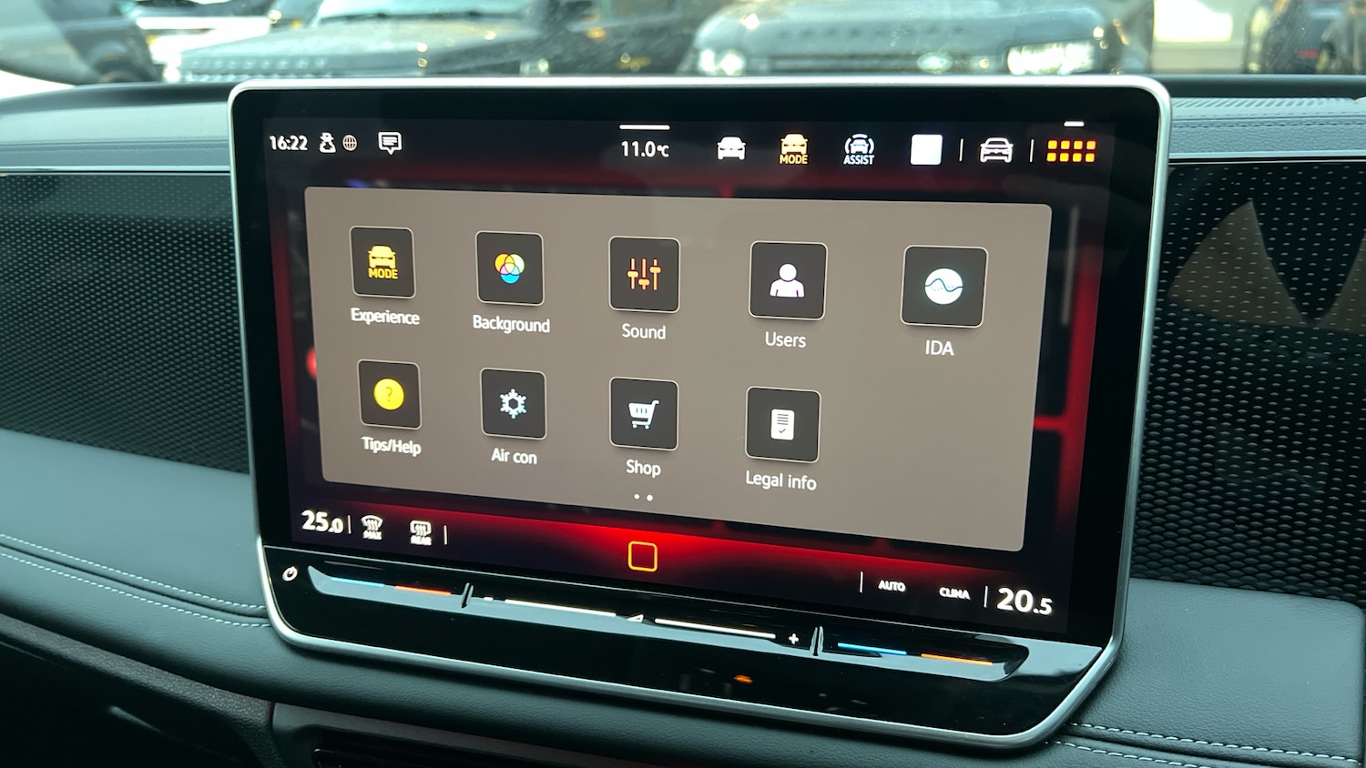 Used Volkswagen Tiguan 2024 for sale - 76570943: Photo 17