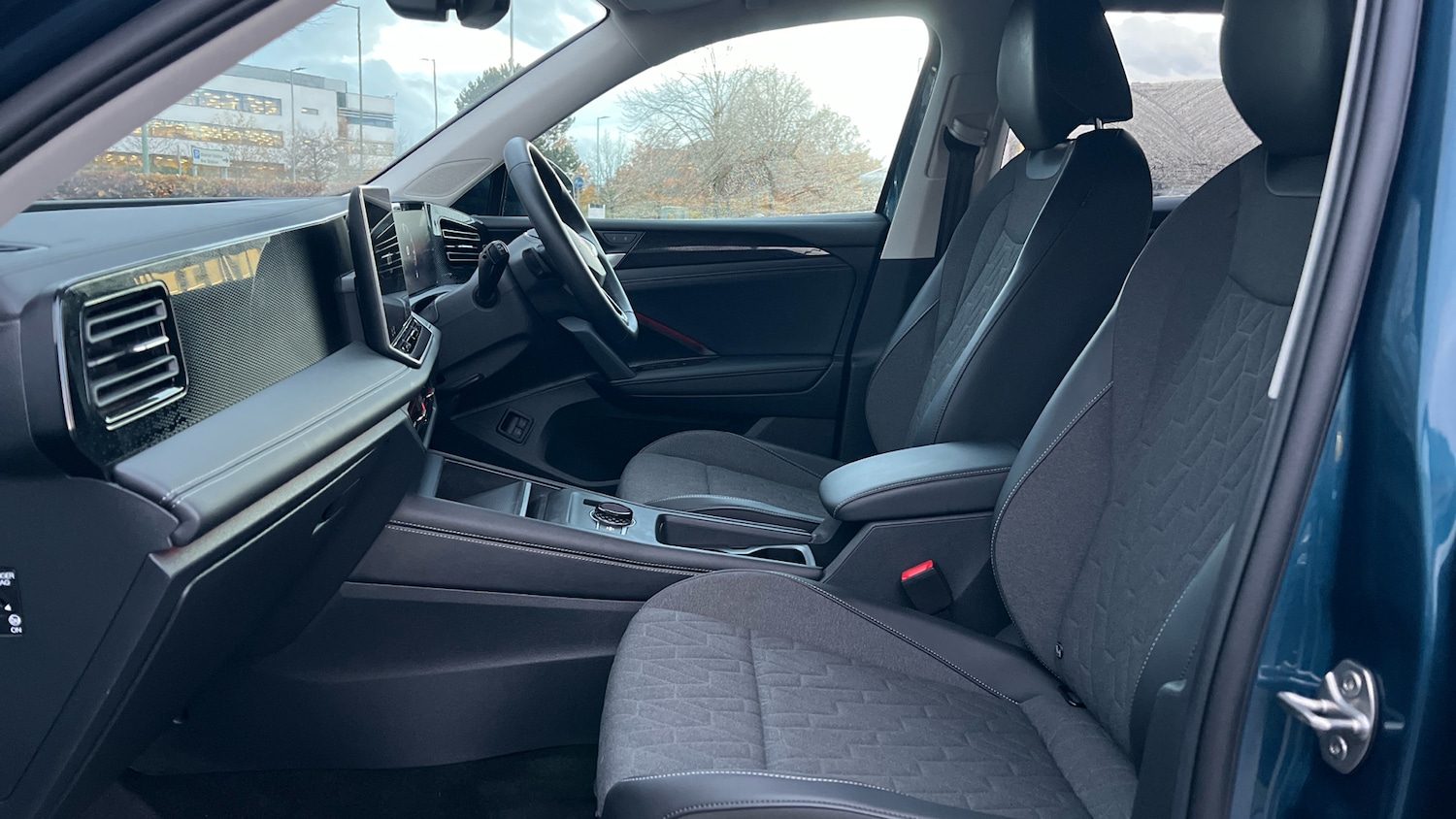 Used Volkswagen Tiguan 2024 for sale - 76570943: Photo 3