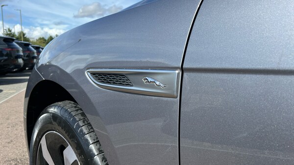 Used Jaguar F-Pace 2021 for sale - 76134384: Photo 20