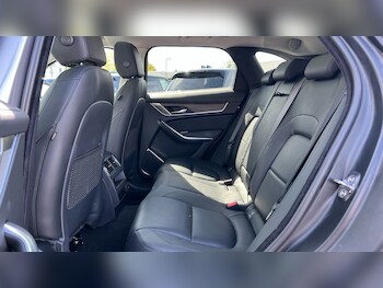 Used Jaguar F-Pace 2021 for sale - 76134384: Photo 4
