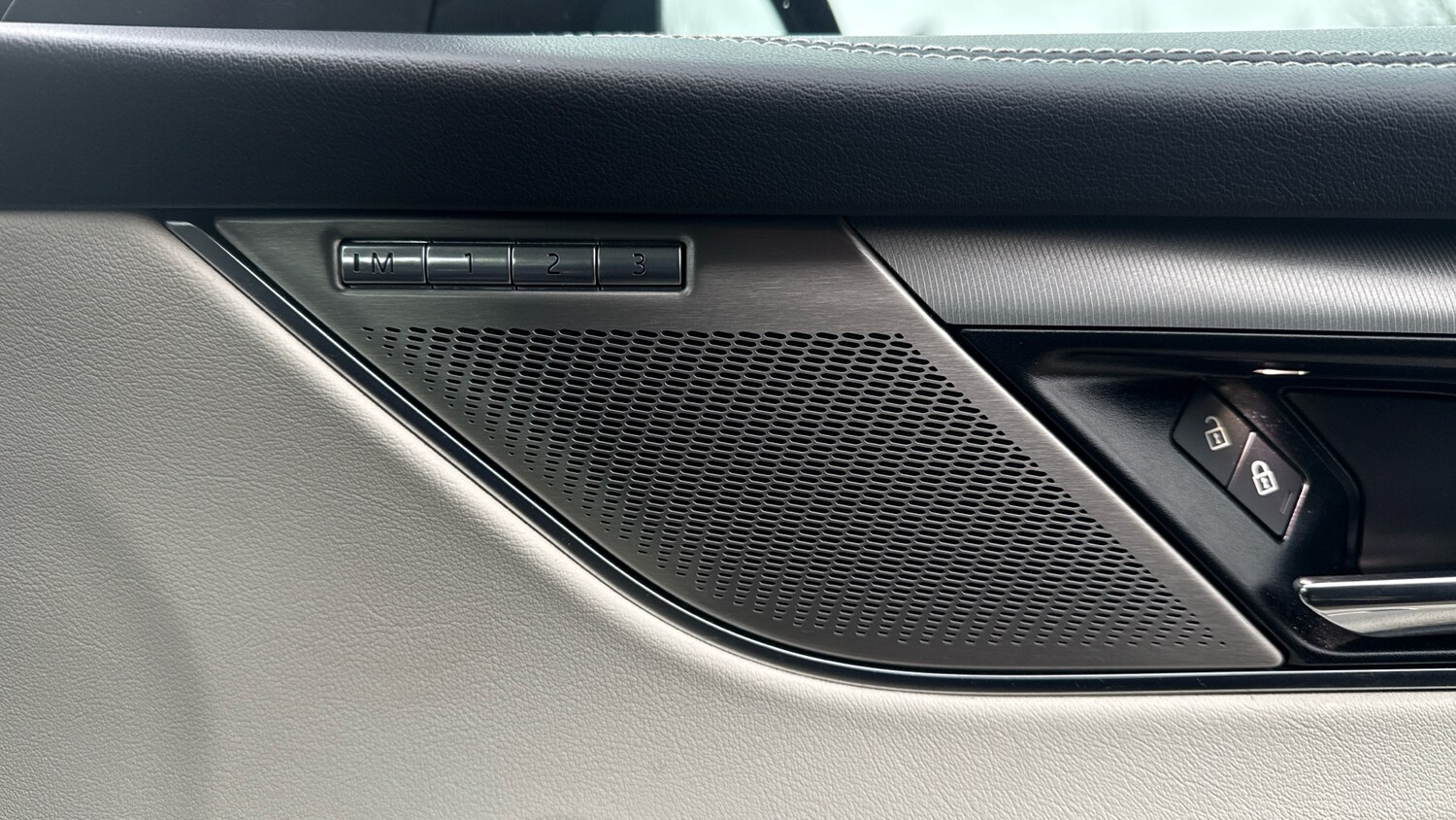 Used Jaguar F-Pace 2022 for sale - 77610418: Photo 23