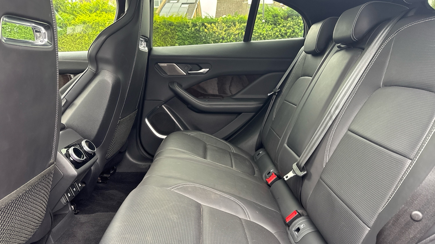 Used Jaguar I-Pace 2019 for sale - 76699589: Photo 4