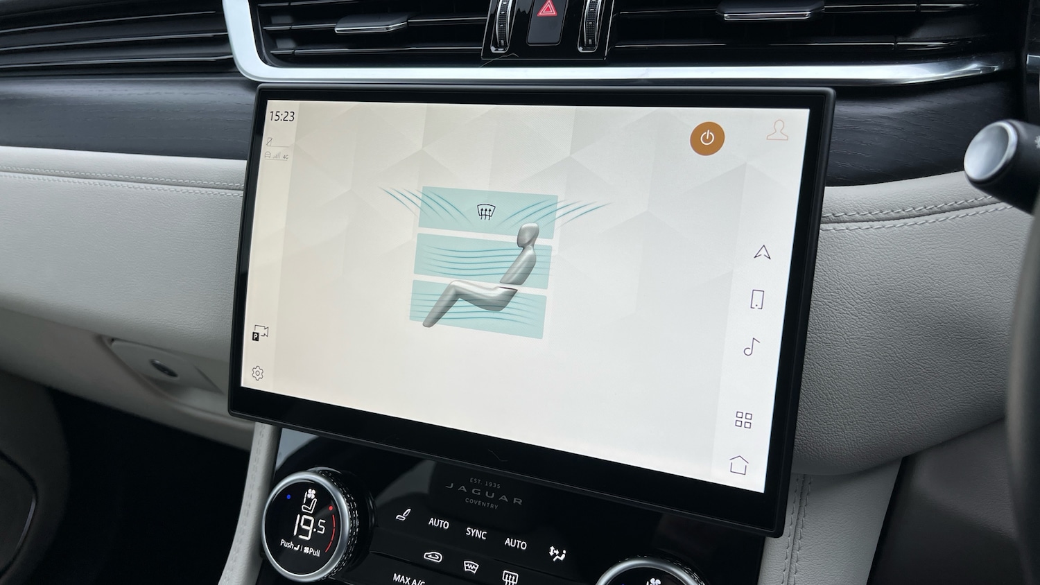 Used Jaguar F-Pace 2024 for sale - 76057666: Photo 11