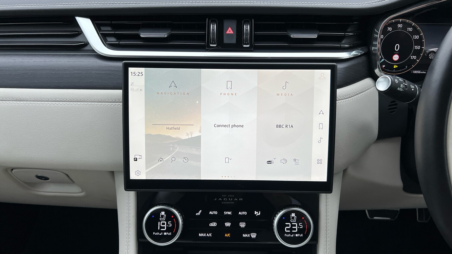 Used Jaguar F-Pace 2024 for sale - 76057666: Photo 14