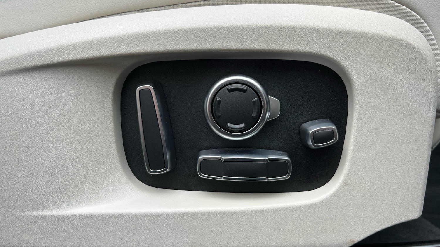 Used Jaguar F-Pace 2024 for sale - 76057666: Photo 22