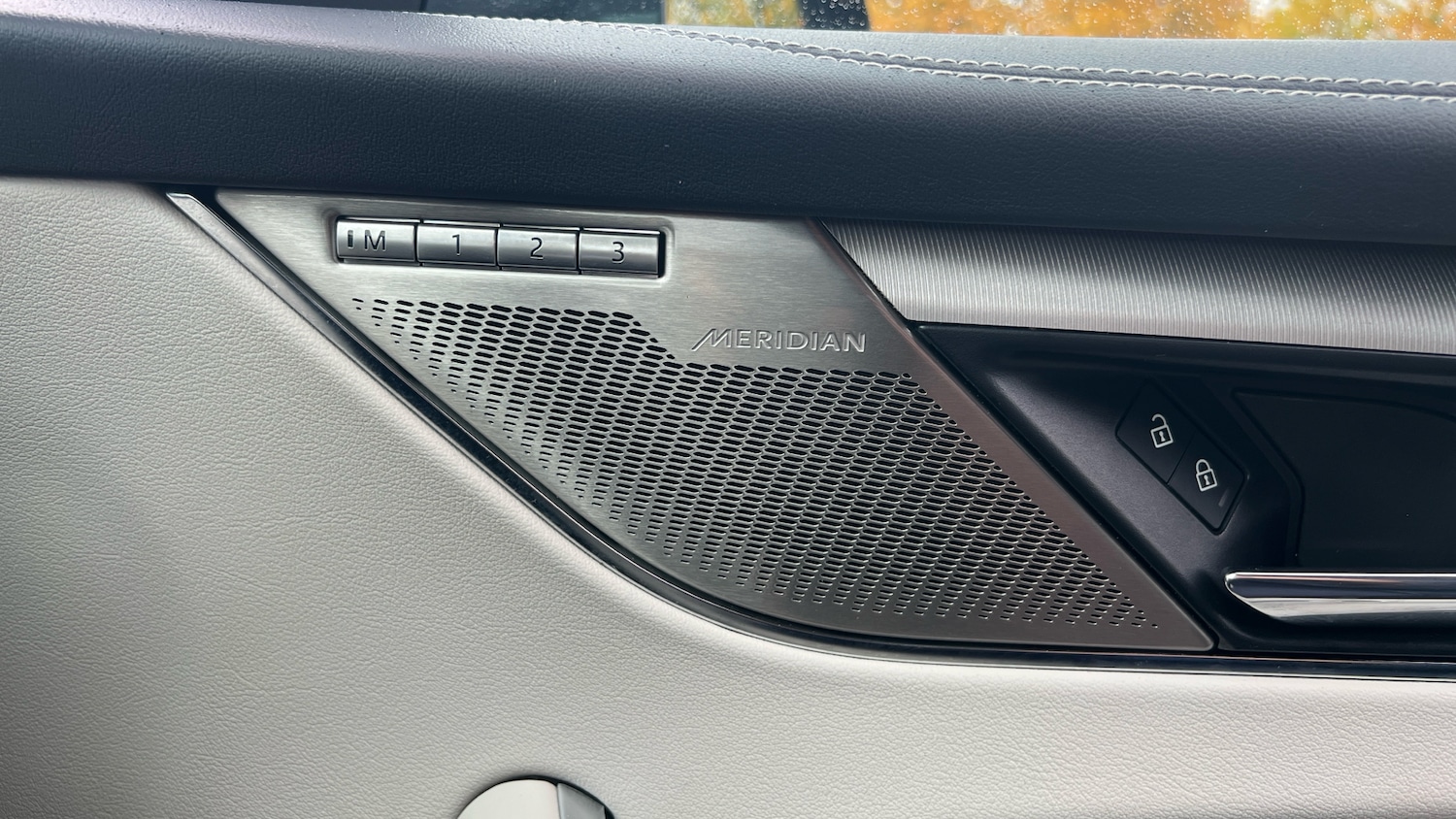 Used Jaguar F-Pace 2023 for sale - 76057650: Photo 23