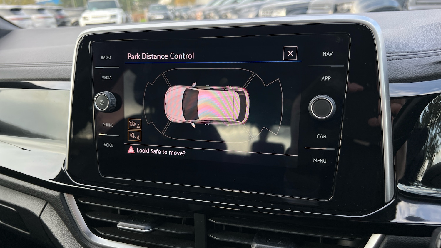 Used Volkswagen T-Roc 2022 for sale - 76784855: Photo 18