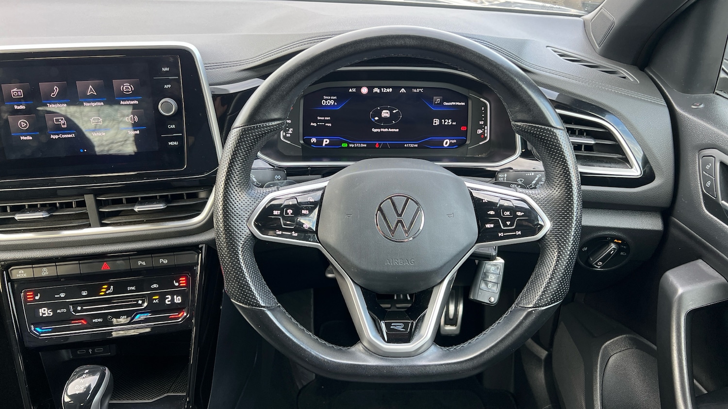 Used Volkswagen T-Roc 2022 for sale - 76784855: Photo 23