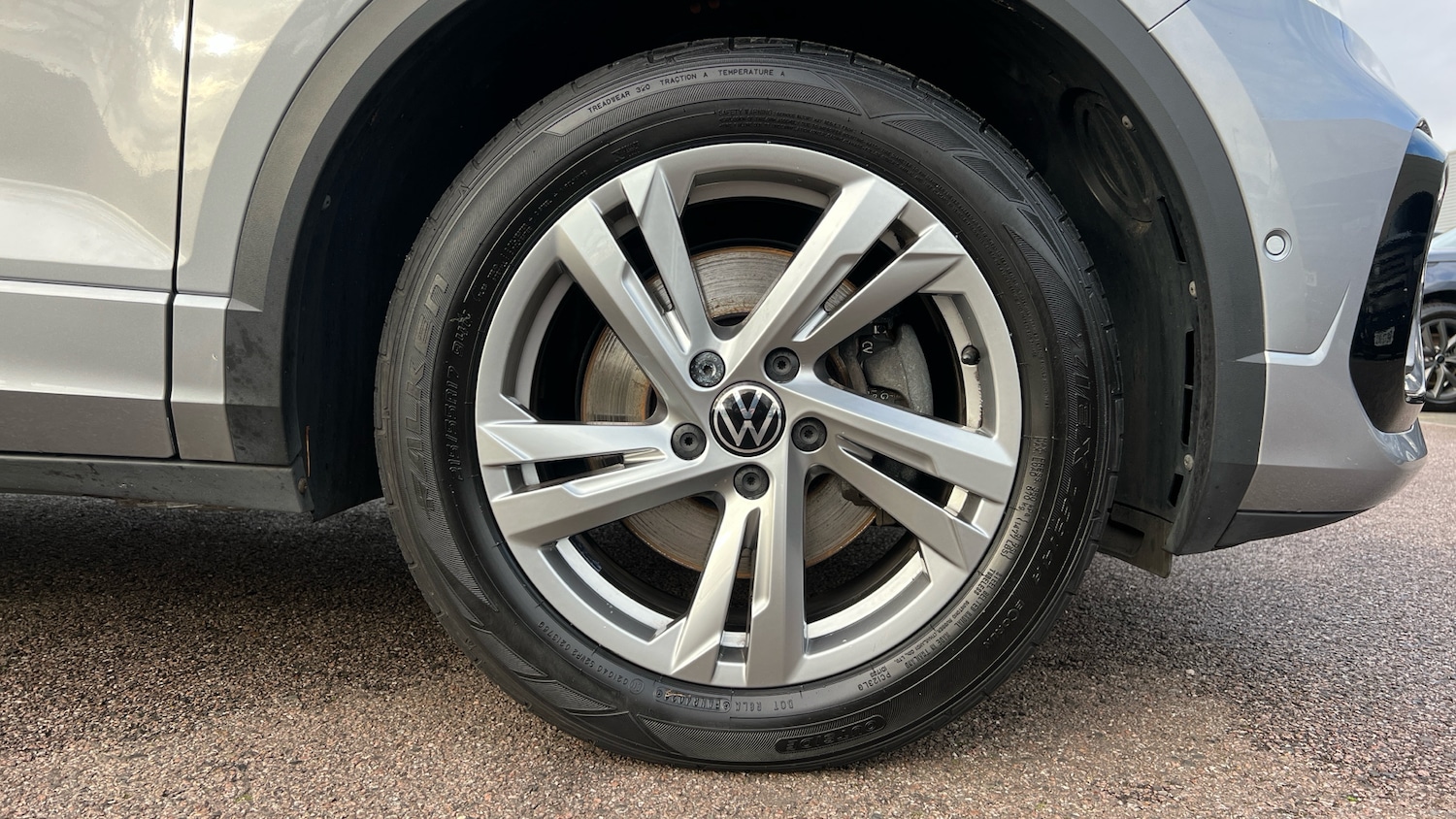 Used Volkswagen T-Roc 2022 for sale - 76784855: Photo 8