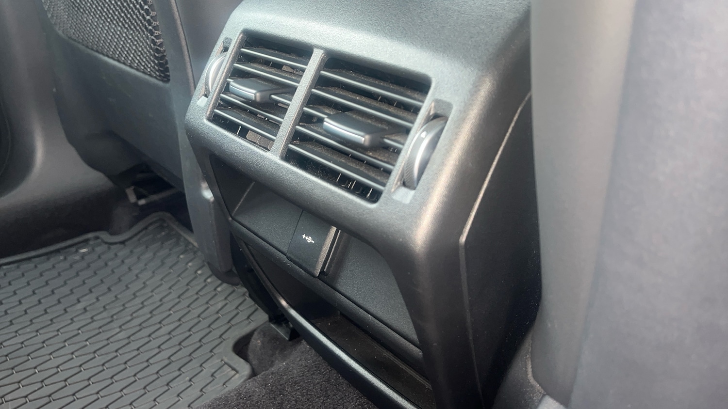 Used Jaguar E-Pace 2023 for sale - 76699565: Photo 18