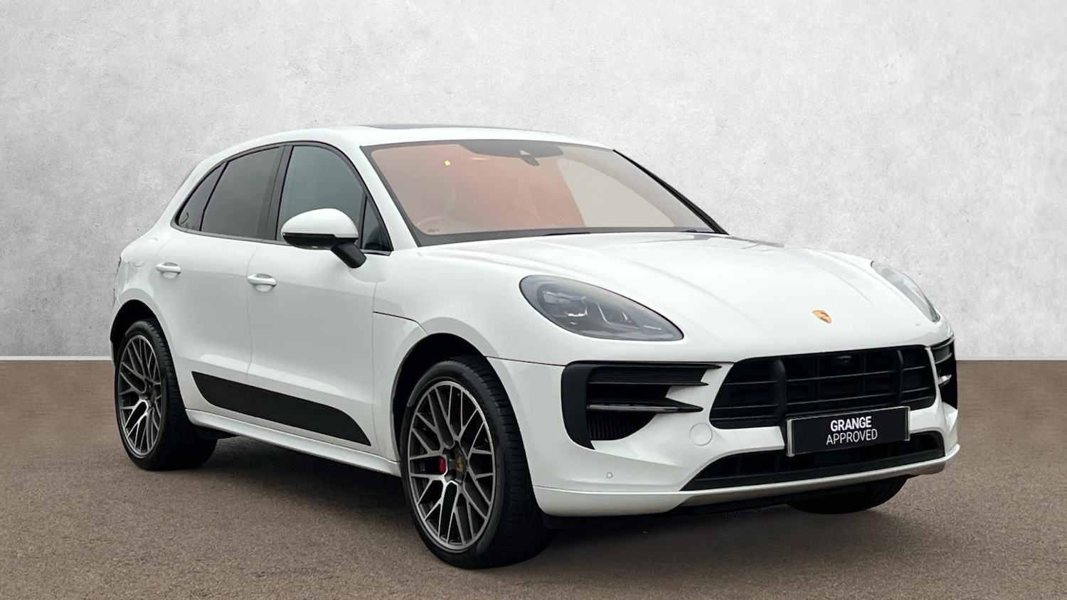 Used Porsche Macan 2021 for sale - 77154512: Photo 1