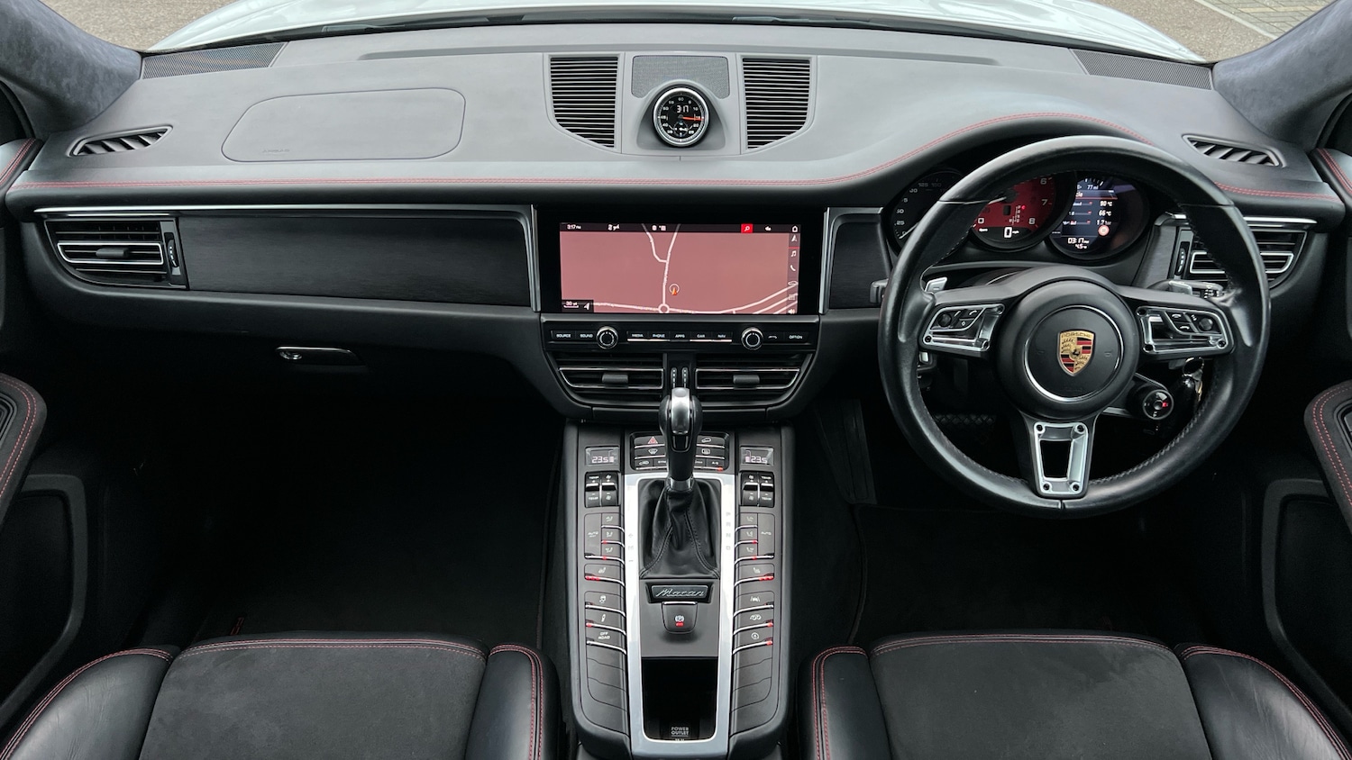 Used Porsche Macan 2021 for sale - 77154512: Photo 9