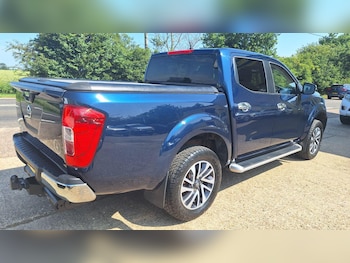 Used Nissan Navara 2016 for sale - 75124319: Photo