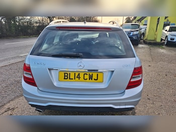 Used Mercedes-Benz C Class 2014 for sale - 76836995: Photo