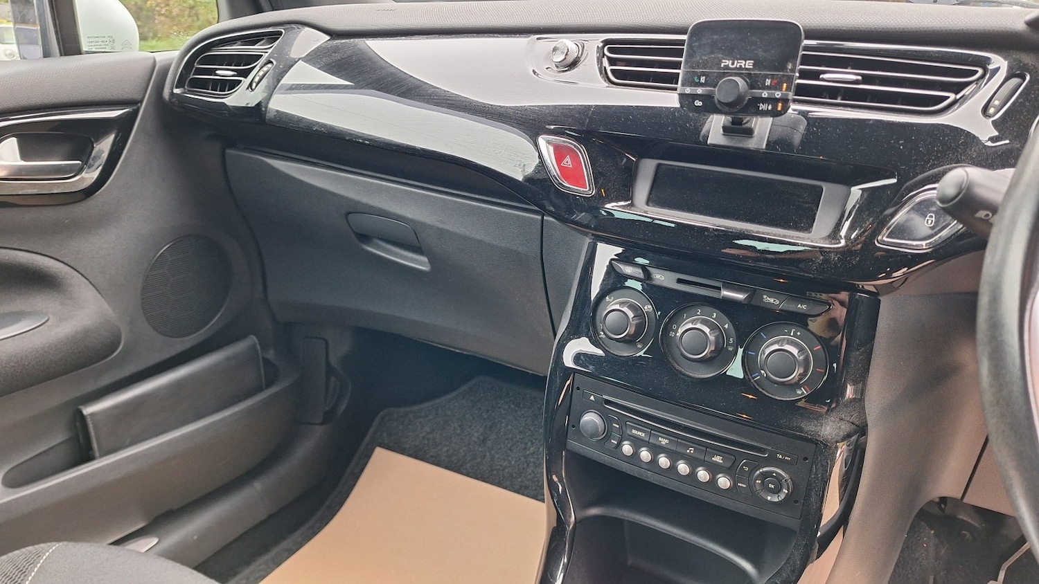 Used Citroen DS3 2013 for sale - 76281447: Photo 10