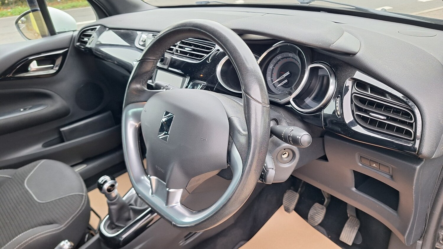 Used Citroen DS3 2013 for sale - 76281447: Photo 13