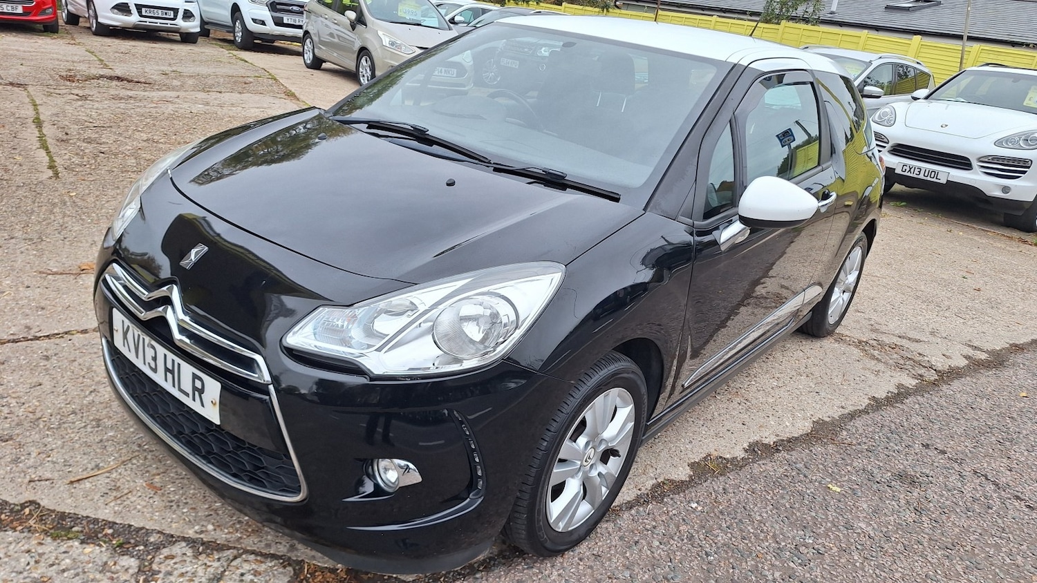 Used Citroen DS3 2013 for sale - 76281447: Photo 16