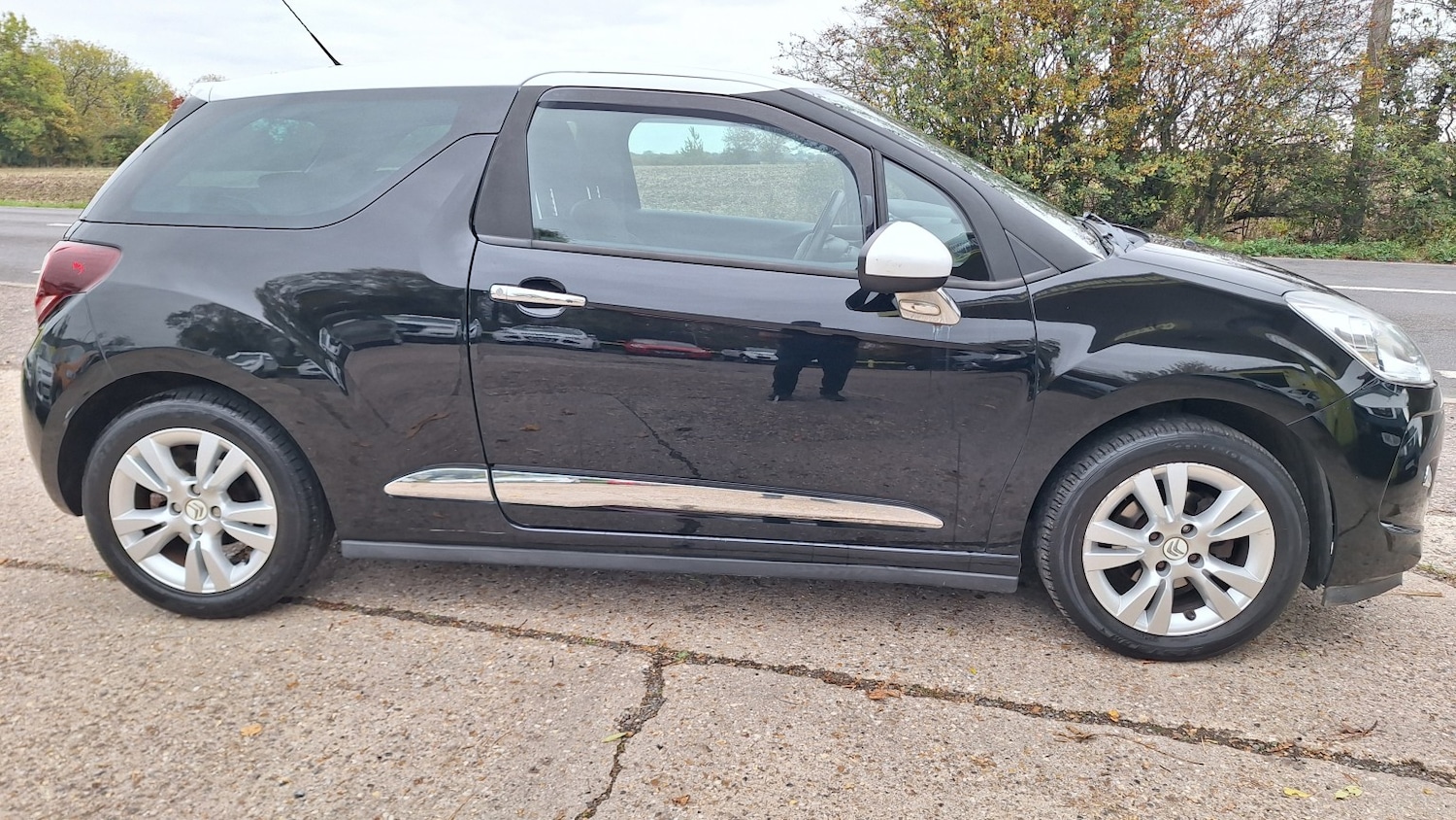 Used Citroen DS3 2013 for sale - 76281447: Photo 2
