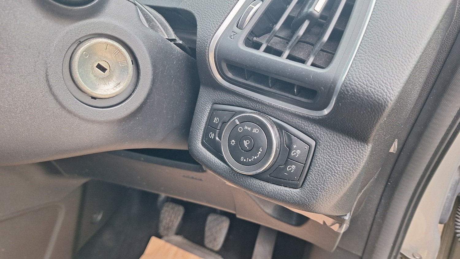 Used Ford B-MAX 2014 for sale - 76268518: Photo 16