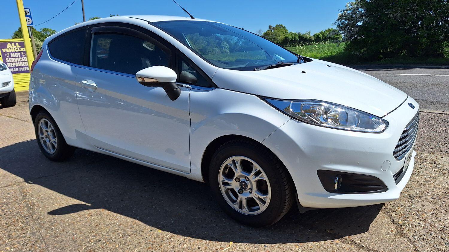 Used Ford Fiesta 2015 for sale - 76794077: Photo 1
