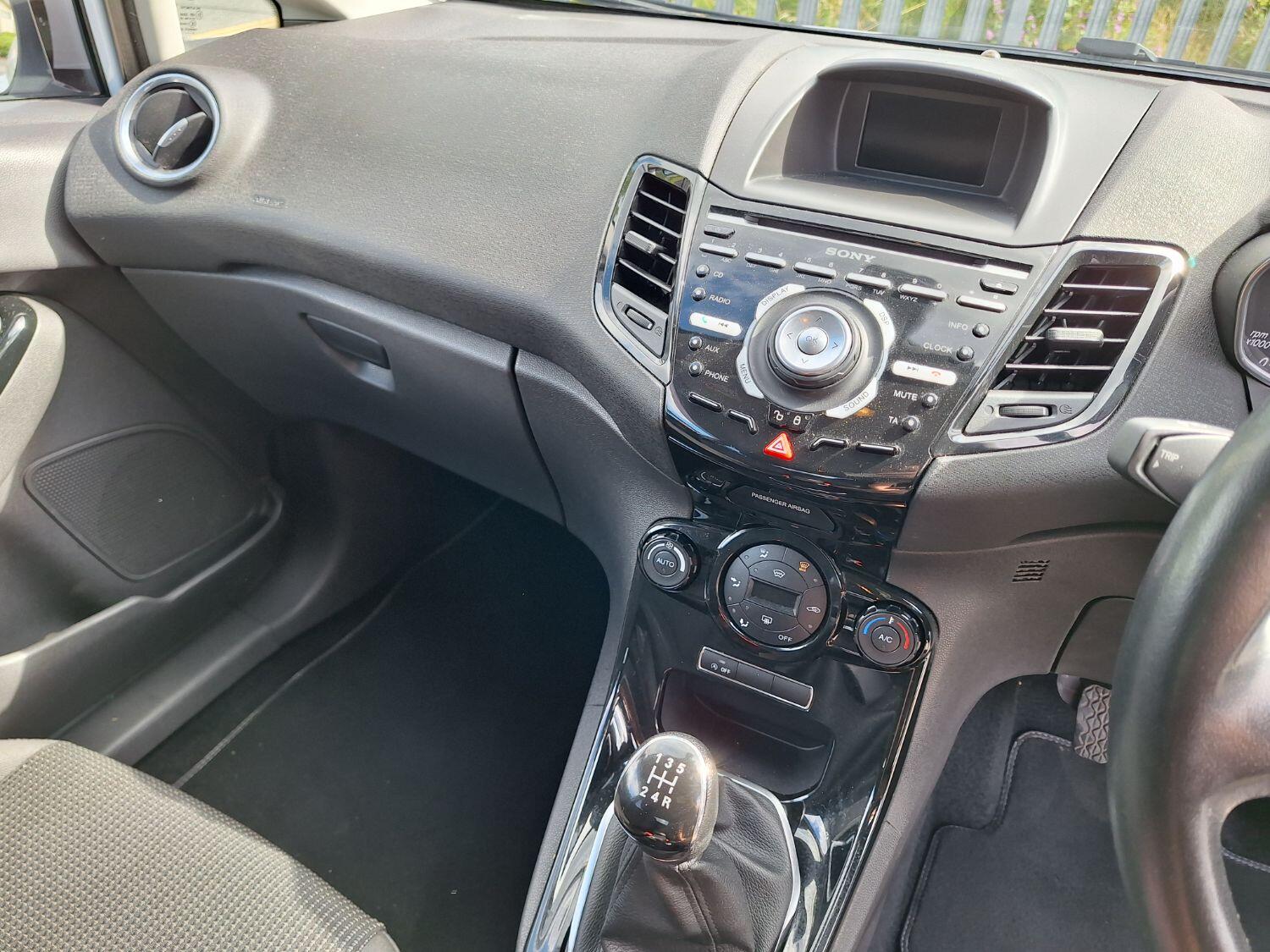 Used Ford Fiesta 2015 for sale - 76794077: Photo 10