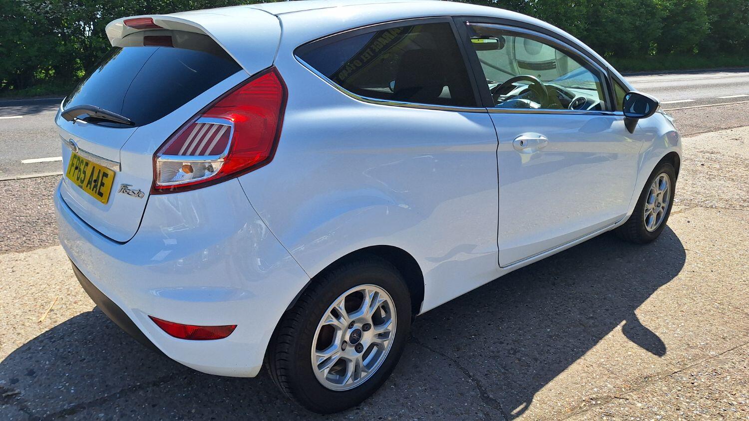 Used Ford Fiesta 2015 for sale - 76794077: Photo 3