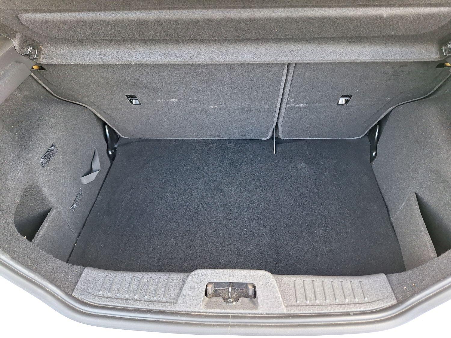 Used Ford Fiesta 2015 for sale - 76794077: Photo 5