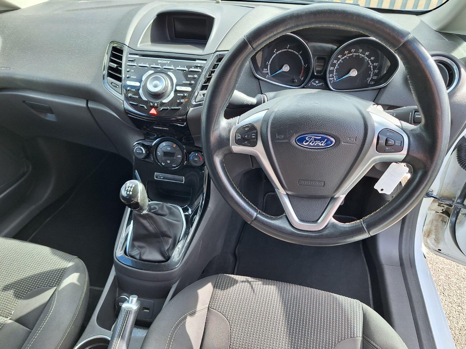 Used Ford Fiesta 2015 for sale - 76794077: Photo 9