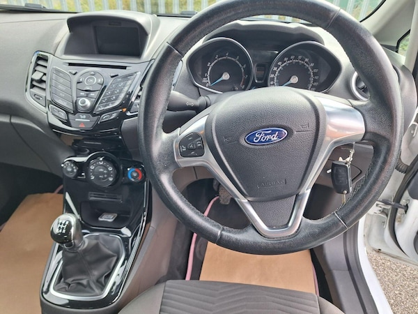 Used Ford Fiesta 2016 for sale - 75124433: Photo 12