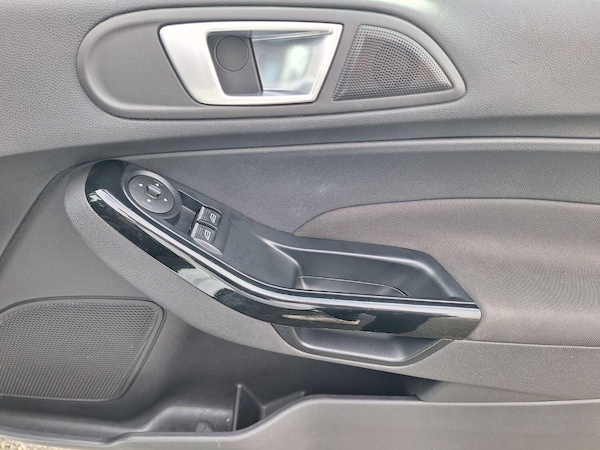 Used Ford Fiesta 2016 for sale - 75124433: Photo 13
