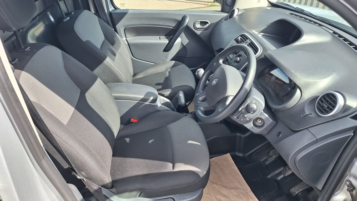Used Renault Kangoo Maxi 2019 for sale - 78112023: Photo 10