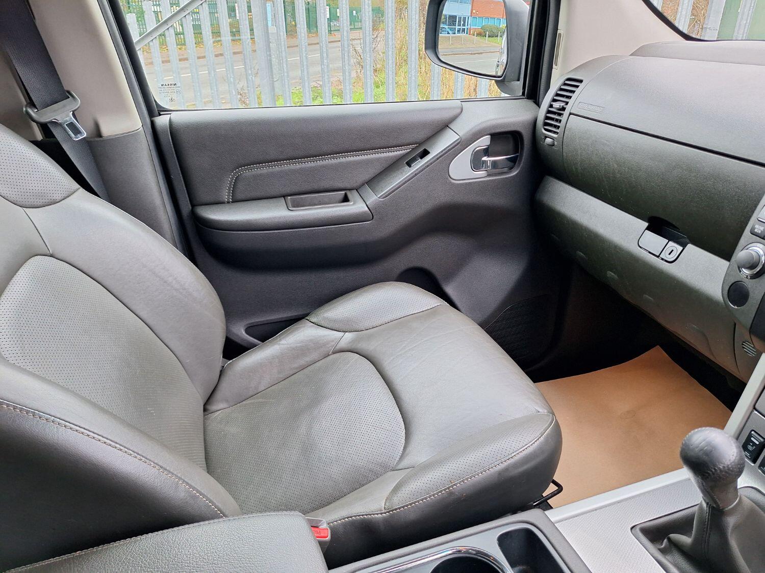 Used Nissan Navara 2016 for sale - 76476914: Photo 11