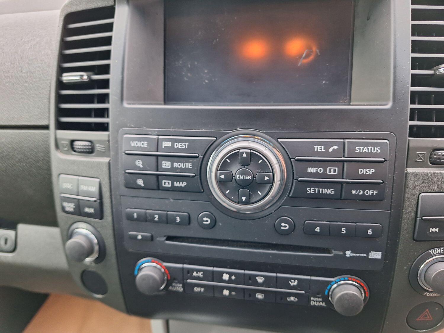 Used Nissan Navara 2016 for sale - 76476914: Photo 15