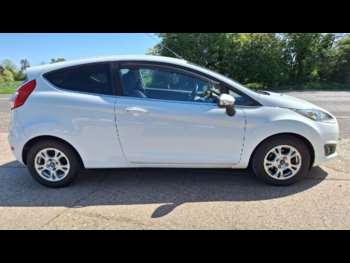 Used Ford Fiesta 2015 for sale - 75124340: Photo