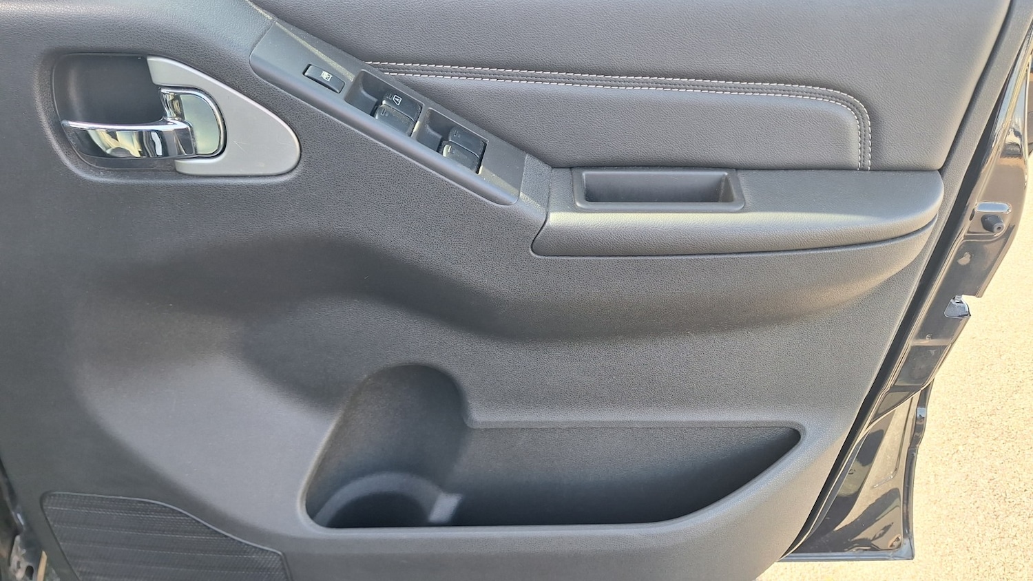 Used Nissan Navara 2015 for sale - 78168882: Photo 15