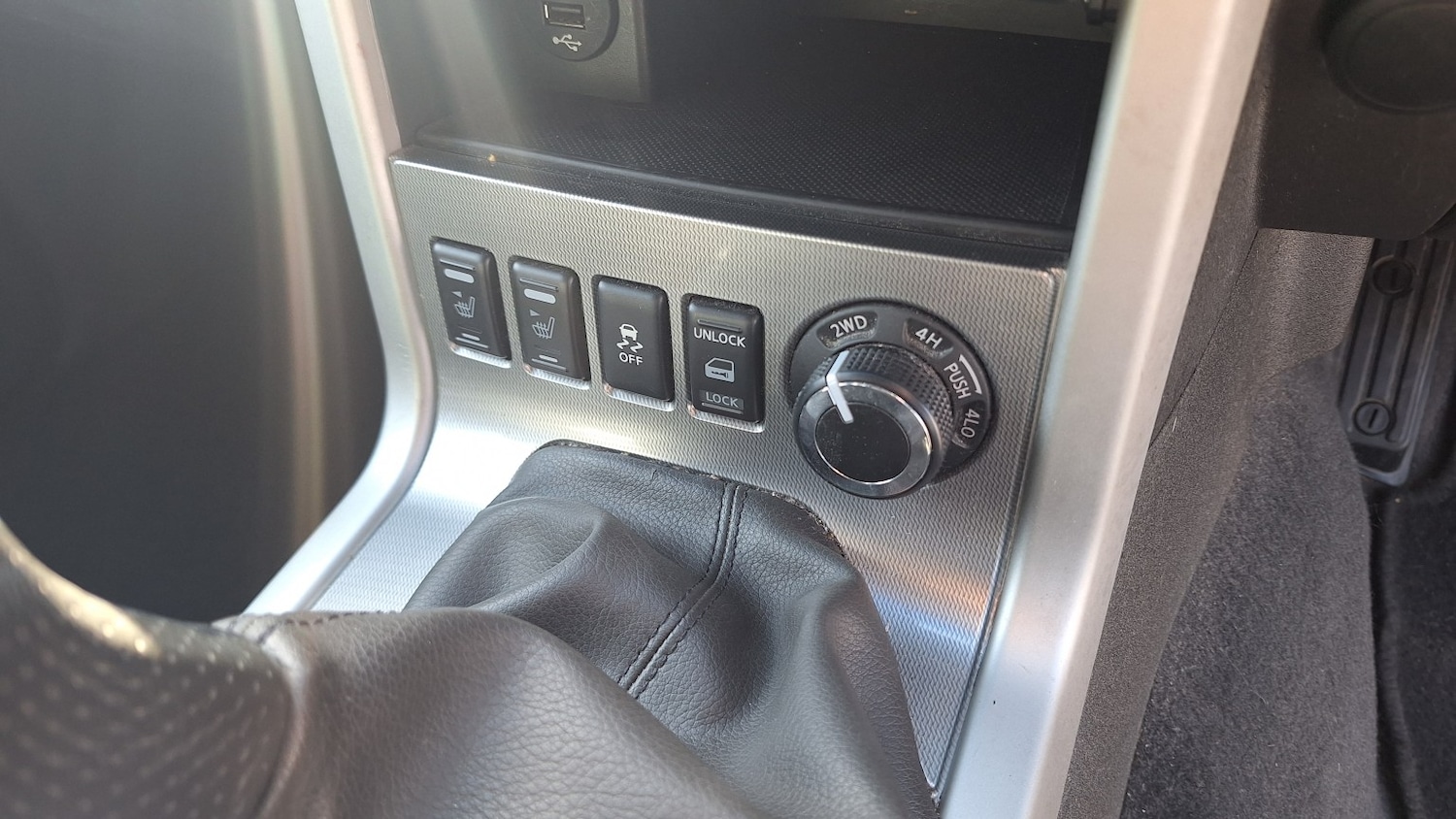 Used Nissan Navara 2015 for sale - 78168882: Photo 16